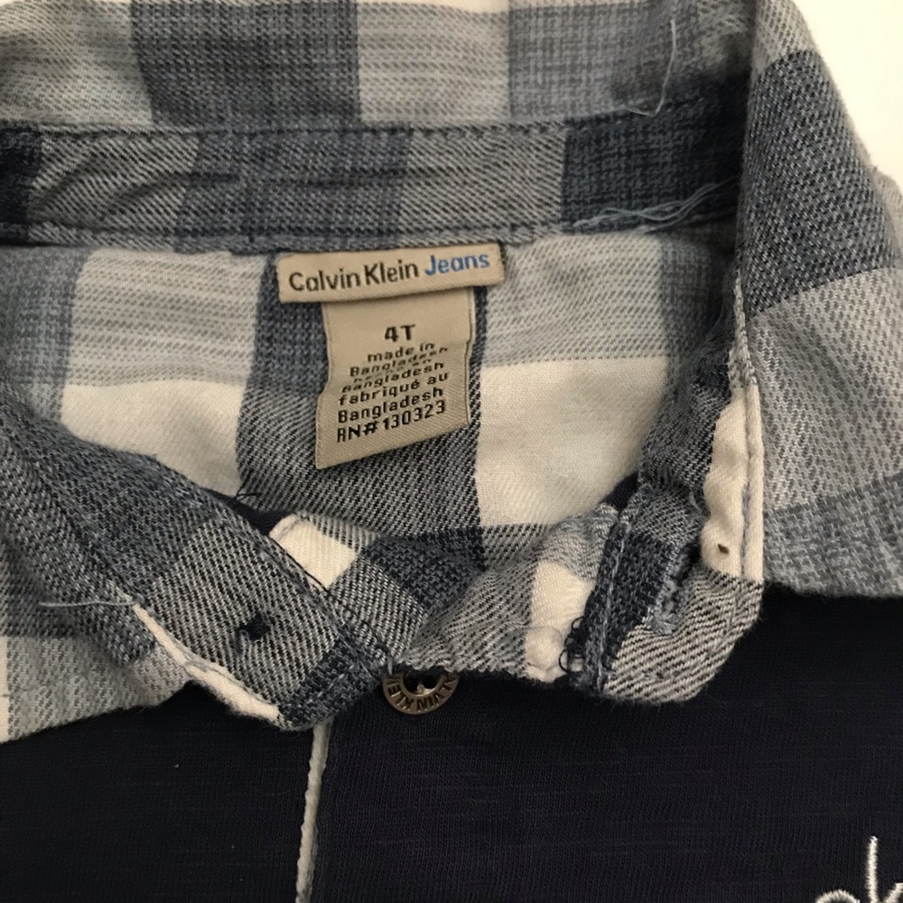 Calvin Klein toddler boy set 2 piece - Picture 5 of 5